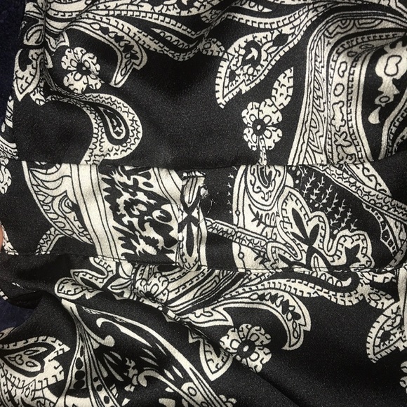 Patterned elegant floral jumpsuit - Picture 7 of 8